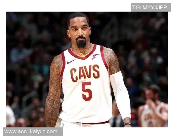 泰伦卢执教骑士期间的成功秘诀与球员关系密切的深度分析 泰伦卢执教骑士期间的成功秘诀与球员关系密切的深度分析