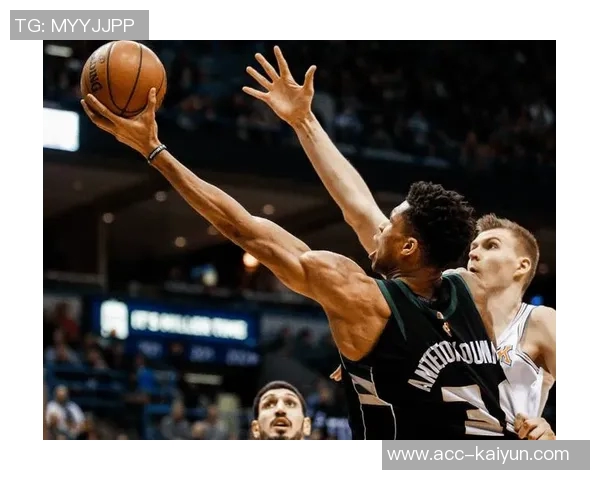 雄鹿队全力支持字母哥却难掩本赛季战绩不佳的现实困境 雄鹿队全力支持字母哥却难掩本赛季战绩不佳的现实困境