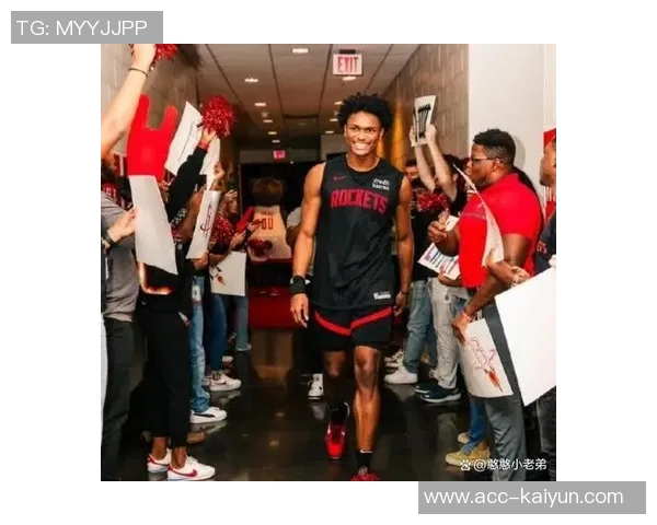 马刺轻松击败雄鹿战绩追平掘金重返西部第二名位置 马刺轻松击败雄鹿战绩追平掘金重返西部第二名位置